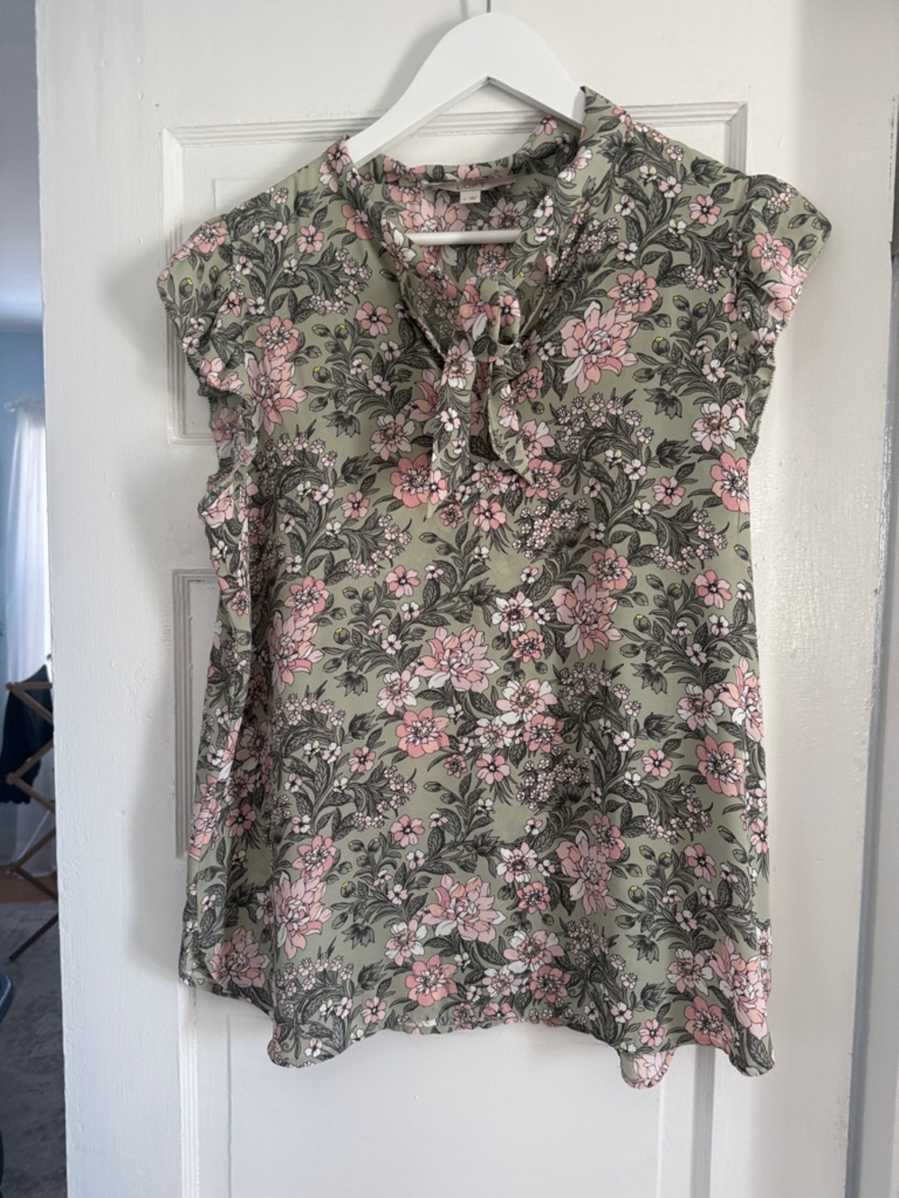 LOFT Sage Green Floral Ruffle Cap-Sleeve Blouse